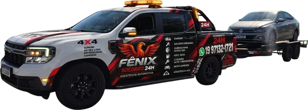 Picape da Fênix rebocando um carro com guincho asa delta